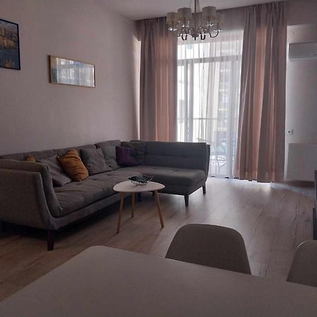 Sol'S M2 White Modern Apartments Тбілісі Екстер'єр фото