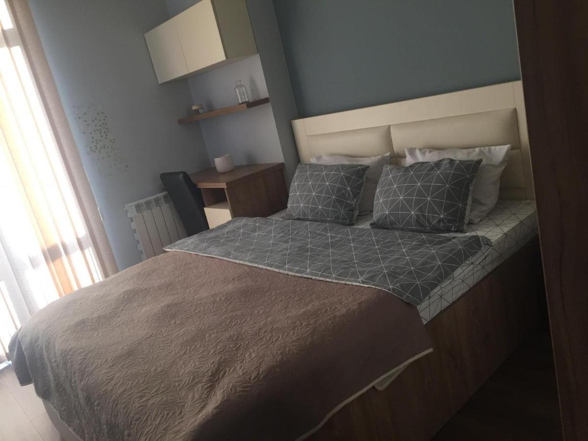 Sol'S M2 White Modern Apartments Тбілісі Екстер'єр фото