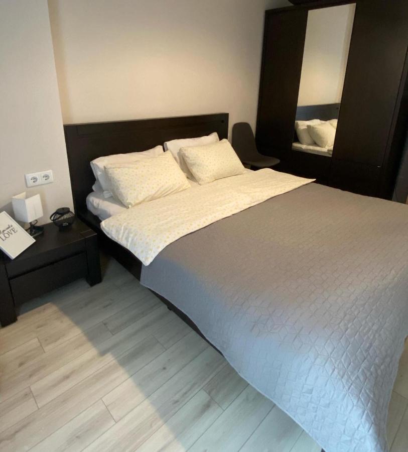 Sol'S M2 White Modern Apartments Тбілісі Екстер'єр фото