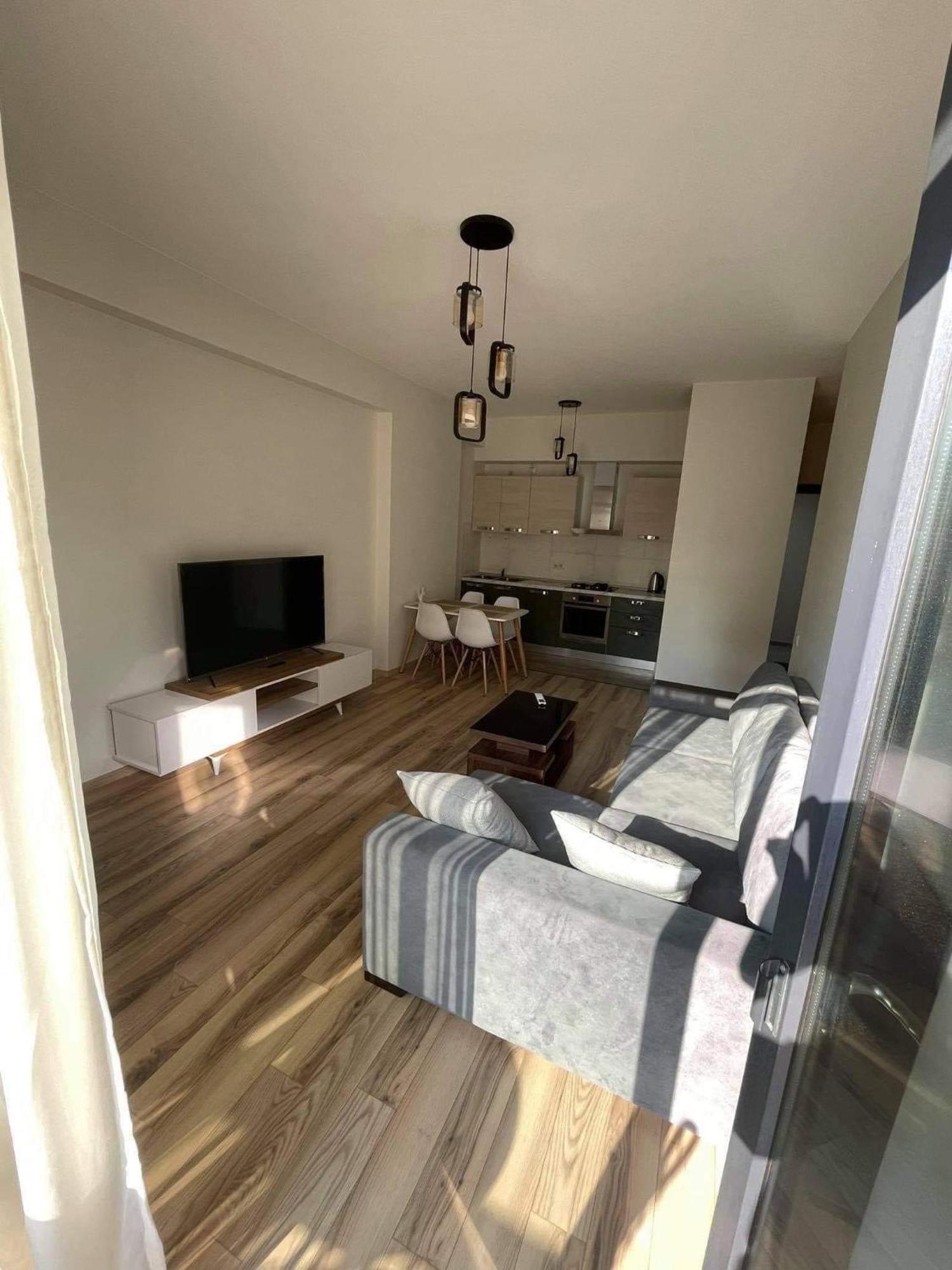 Sol'S M2 White Modern Apartments Тбілісі Екстер'єр фото