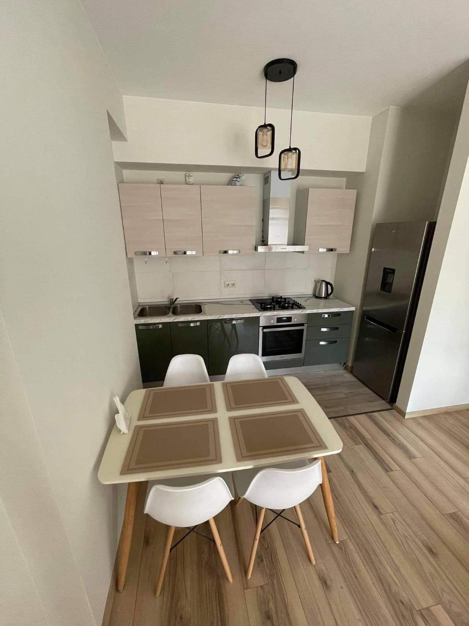 Sol'S M2 White Modern Apartments Тбілісі Екстер'єр фото