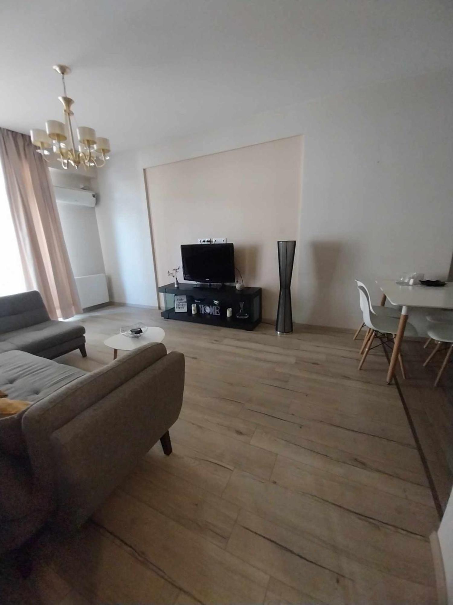 Sol'S M2 White Modern Apartments Тбілісі Екстер'єр фото