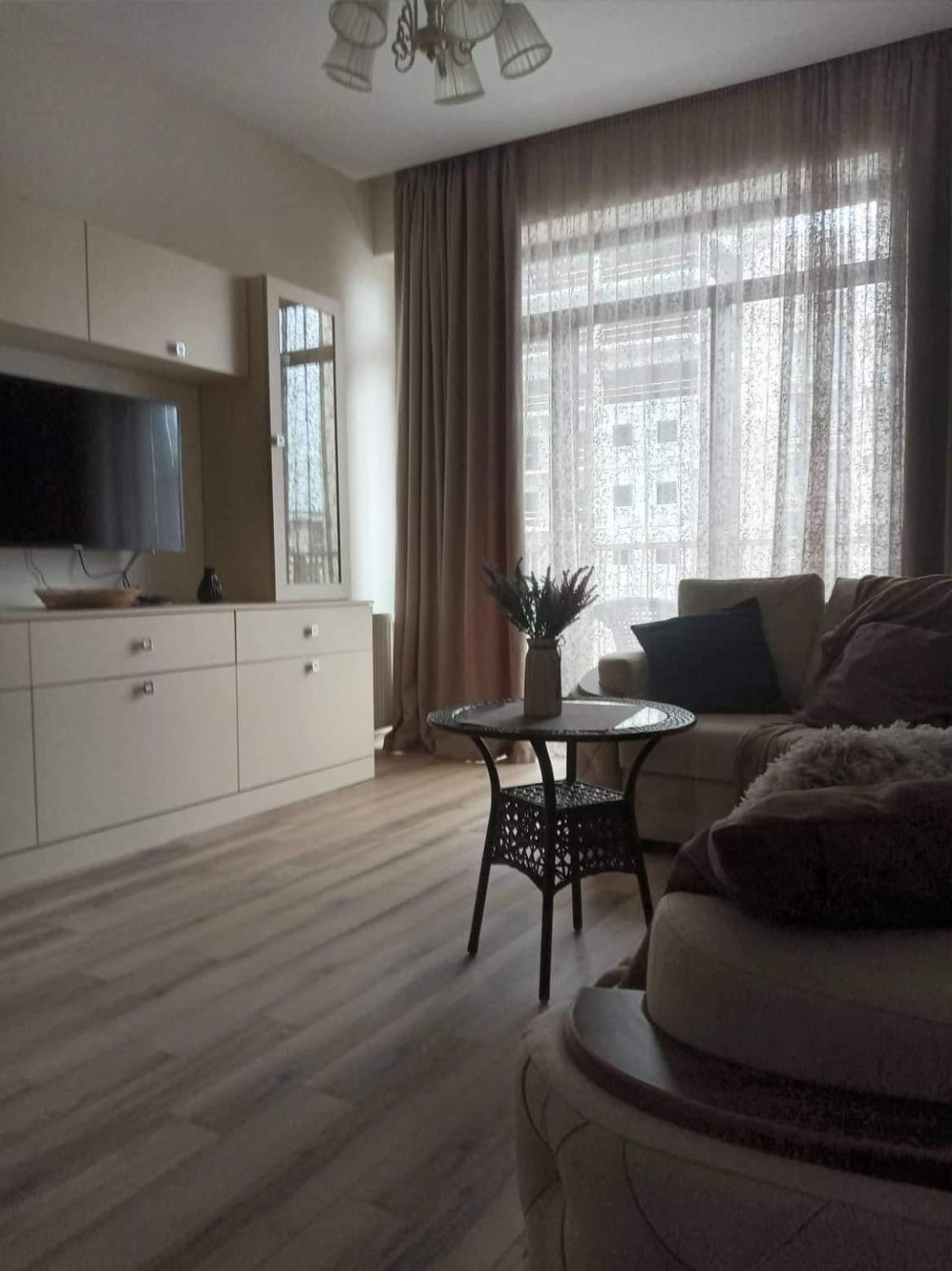 Sol'S M2 White Modern Apartments Тбілісі Екстер'єр фото