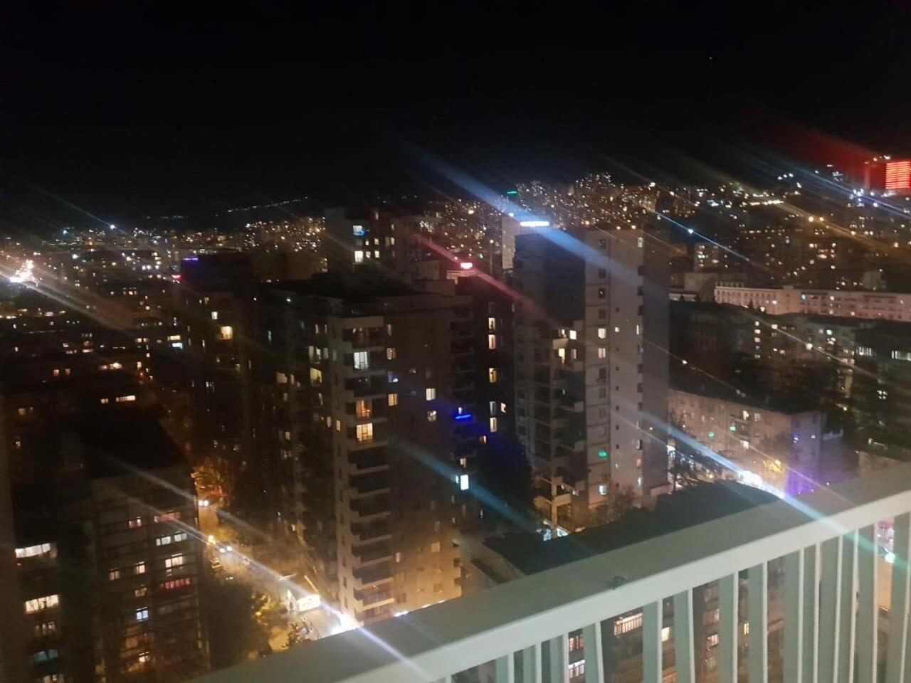Sol'S M2 White Modern Apartments Тбілісі Екстер'єр фото
